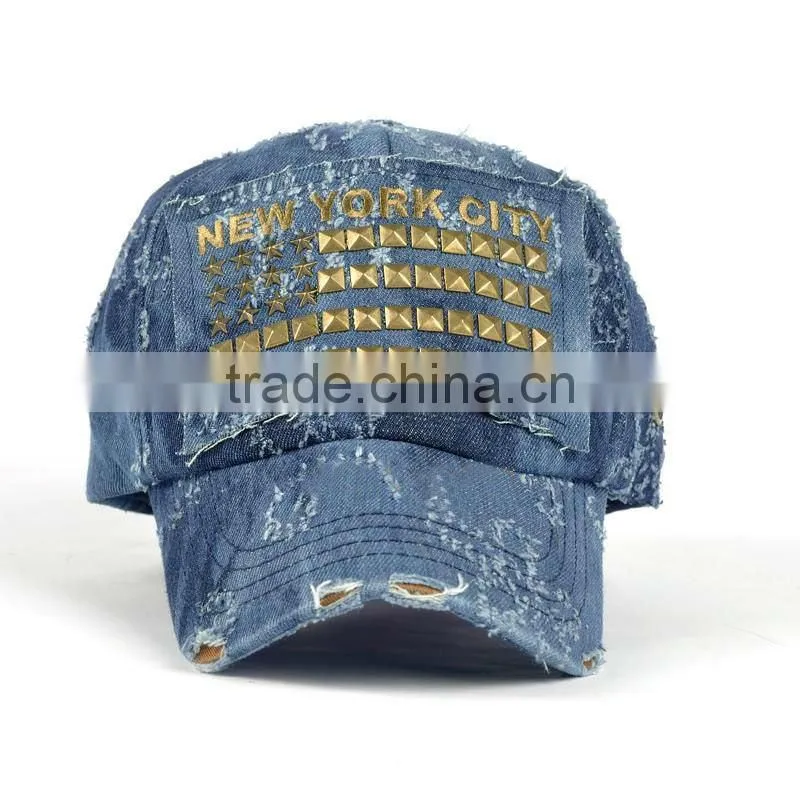 wash jean baseball cap with rivet on the front