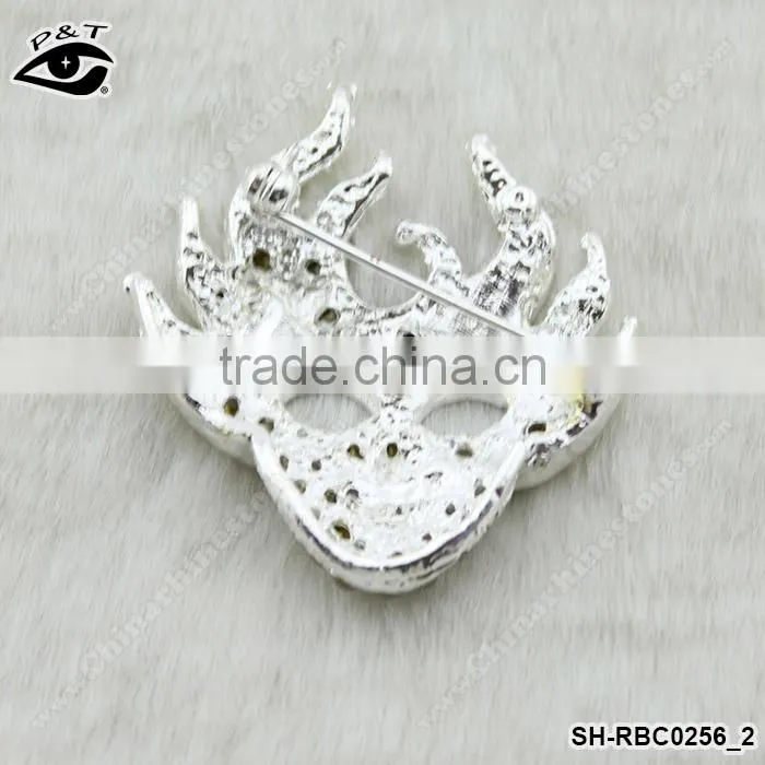 Wholesale Rhinestone Brooch Mask Shape Brooch pin for clothing garment dresses