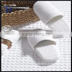 Customized White Shawl Collar Luxury Star Hotel Stripe Velour Bathrobe