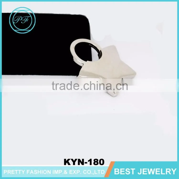 2016 best promotional gifts unique design five pointed star pentagram shape short key chain
