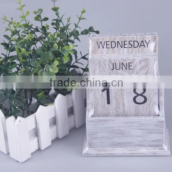 2015 unique desk calendar