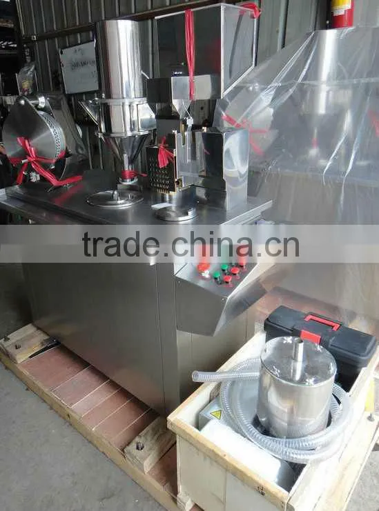 Manual capsule filler