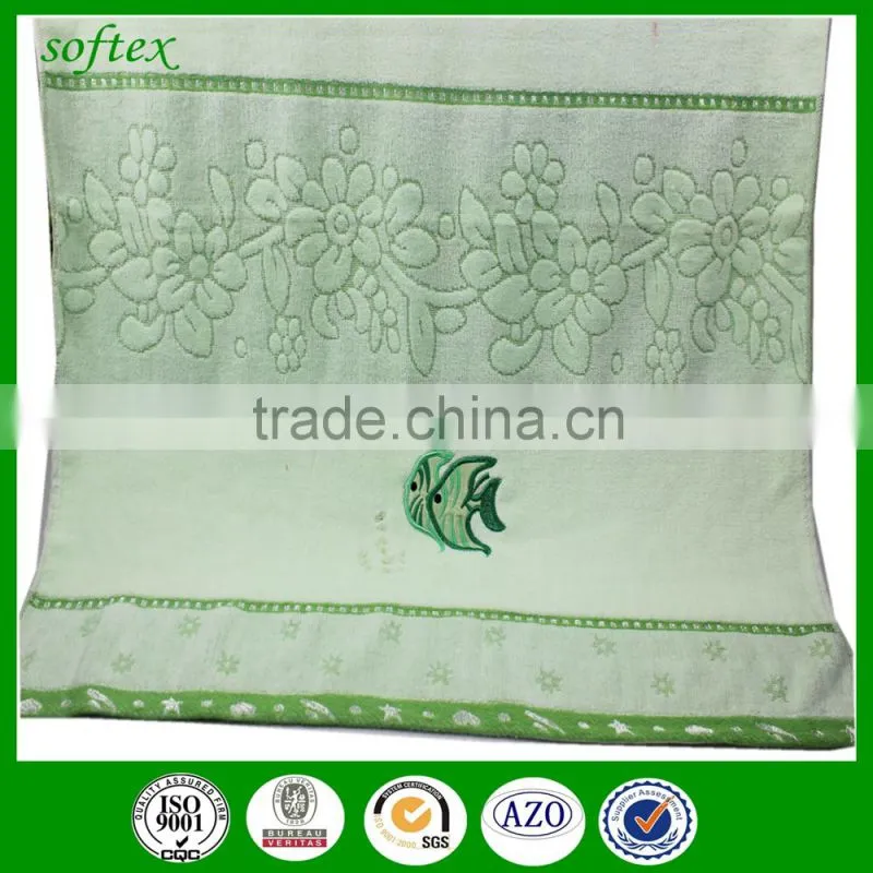 jacquard velour cheap fancy bath towel with embroidery