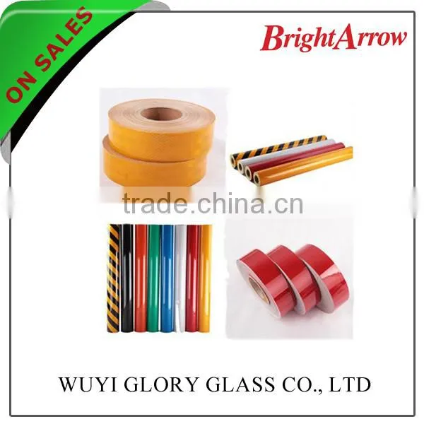 Printable and tearable reflective aryclic reflective film