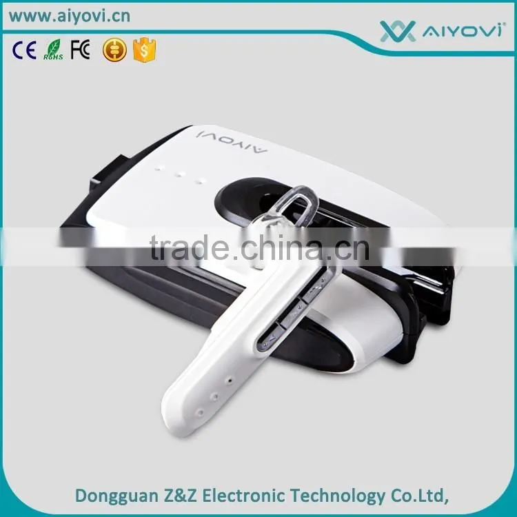 2016 OEM CE FCC ROHS Protable Charger Led light Power Bank With Bluetooth Headset