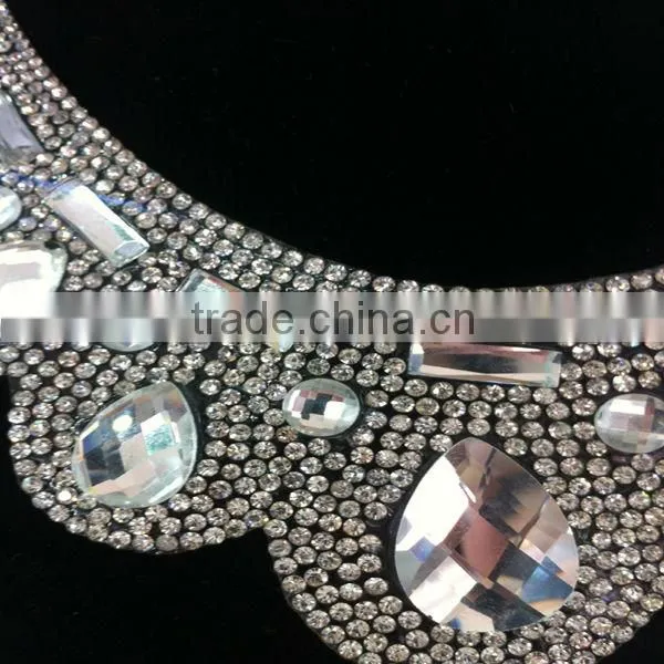 2014 wholesale rhinestone handmade collar bead trim