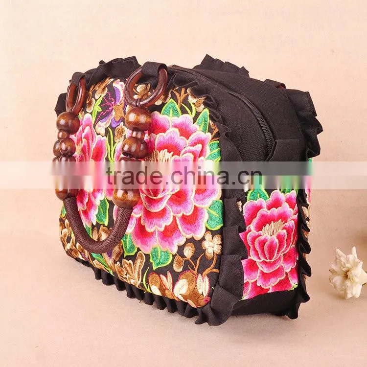 2016 the most popular Bohemian style ethnic embroidery woman handbag