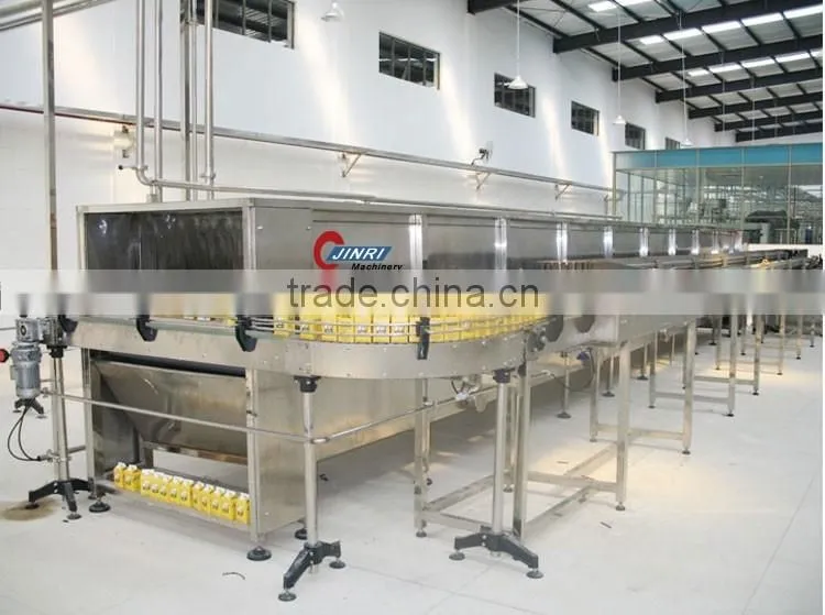Spray pour cooling bottle machine