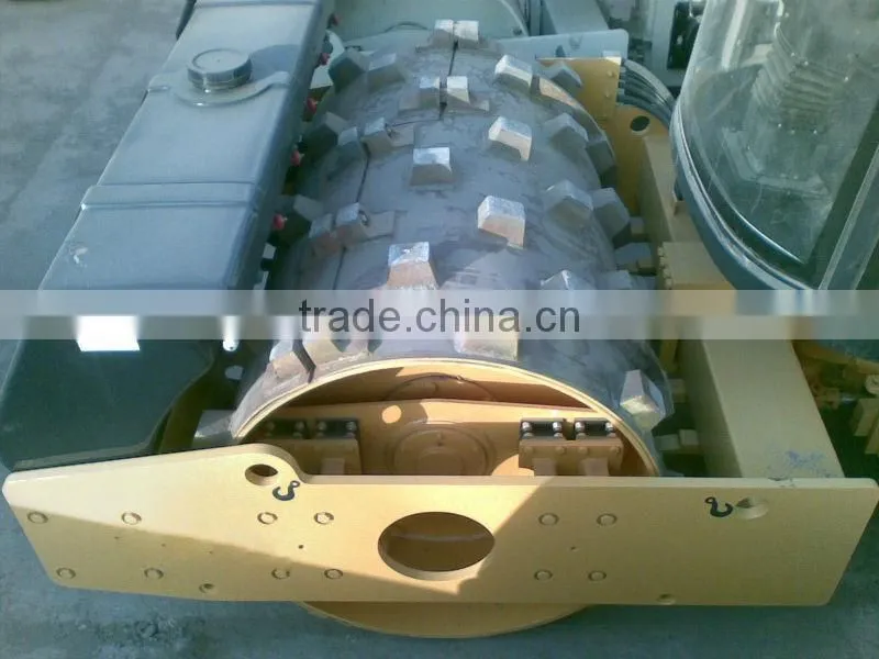 8 ton road roler.Hydraulic vibratory road roller with stepless speed changes