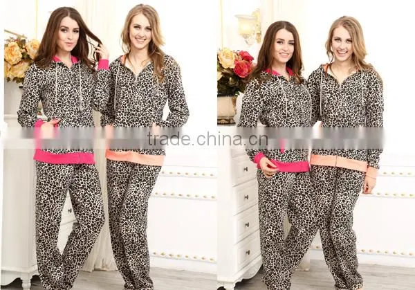 Custom women fancy leopard pajamas with hood cvc french terry winter design pajamas for women
