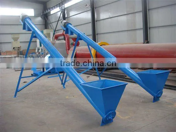 Grain vertical screw conveyor