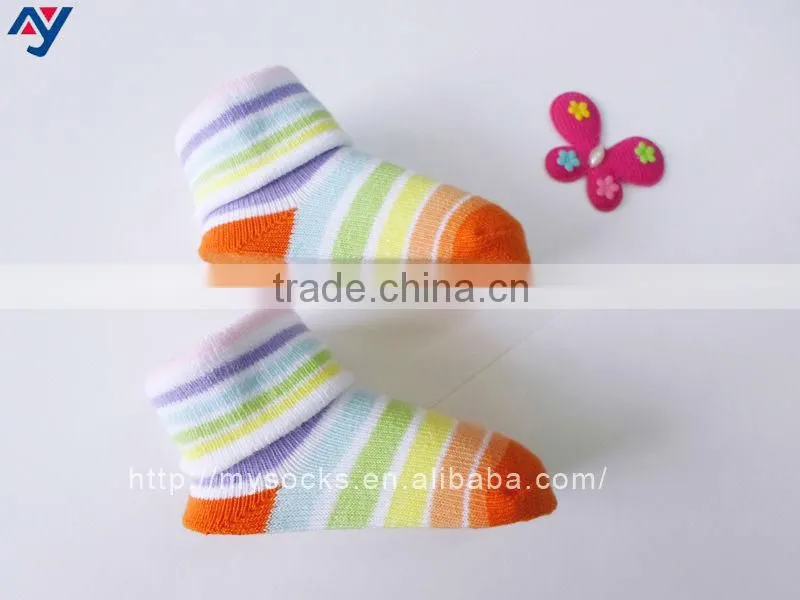 vivid rainbow ankle socks