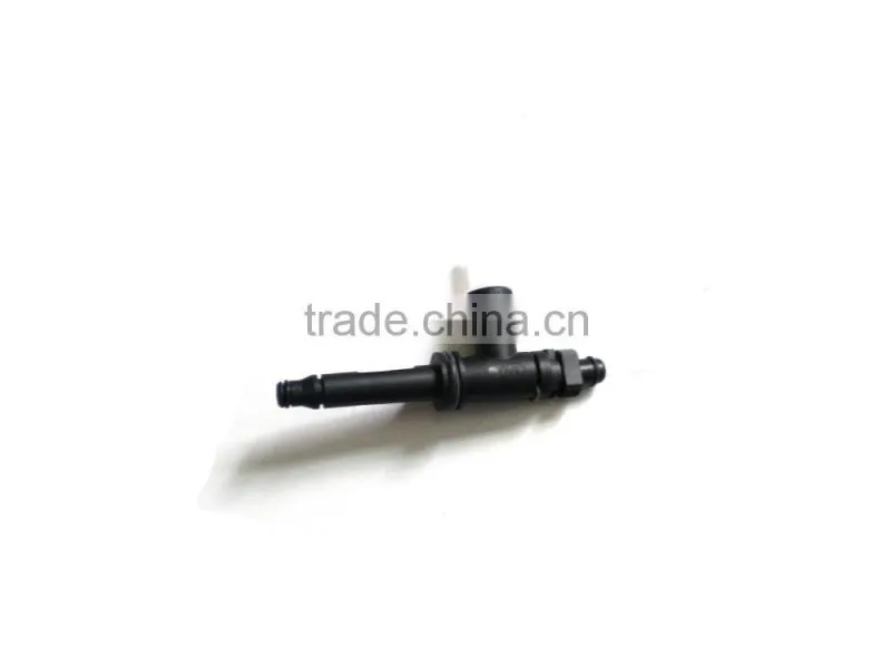 Transit V348 auto clutch master cylinder V-sized connector JMC QINGLING pick up truck auto spare parts