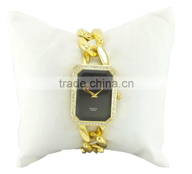 Summer season fashion models fit wrist chain bracelet watches quartz square watches women