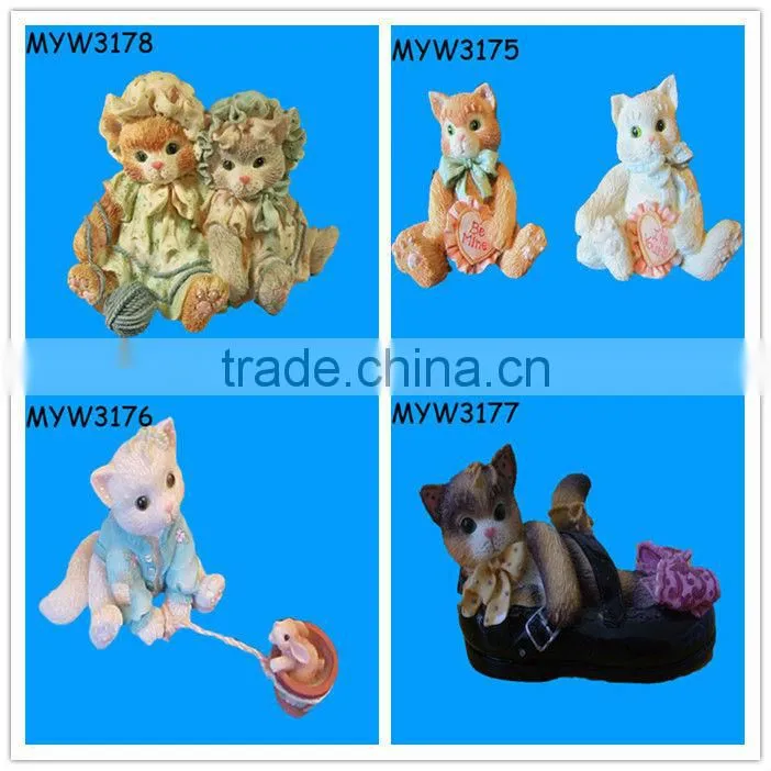 Setting shoes Lovely Resin miniature funny baby white cat statue