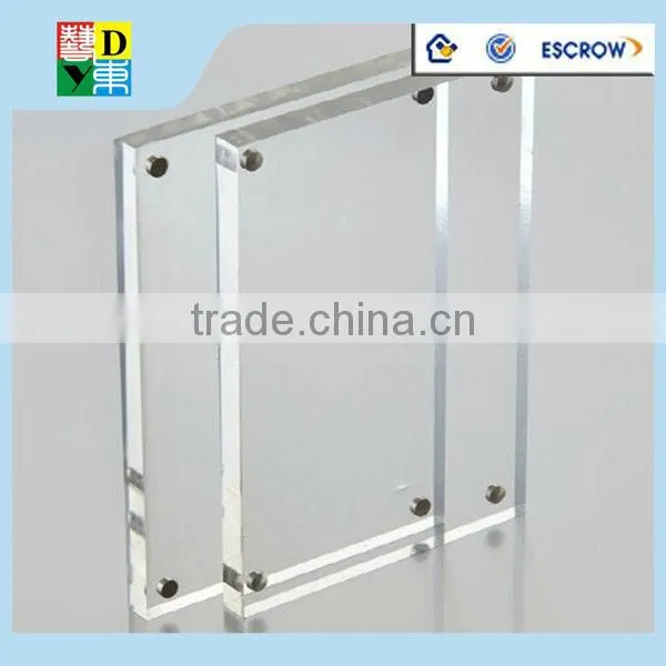 Clear acrylic plexiglass picture tiny frame 5x7 fashion design/2015modern design acrylic cube frame with high quality from China