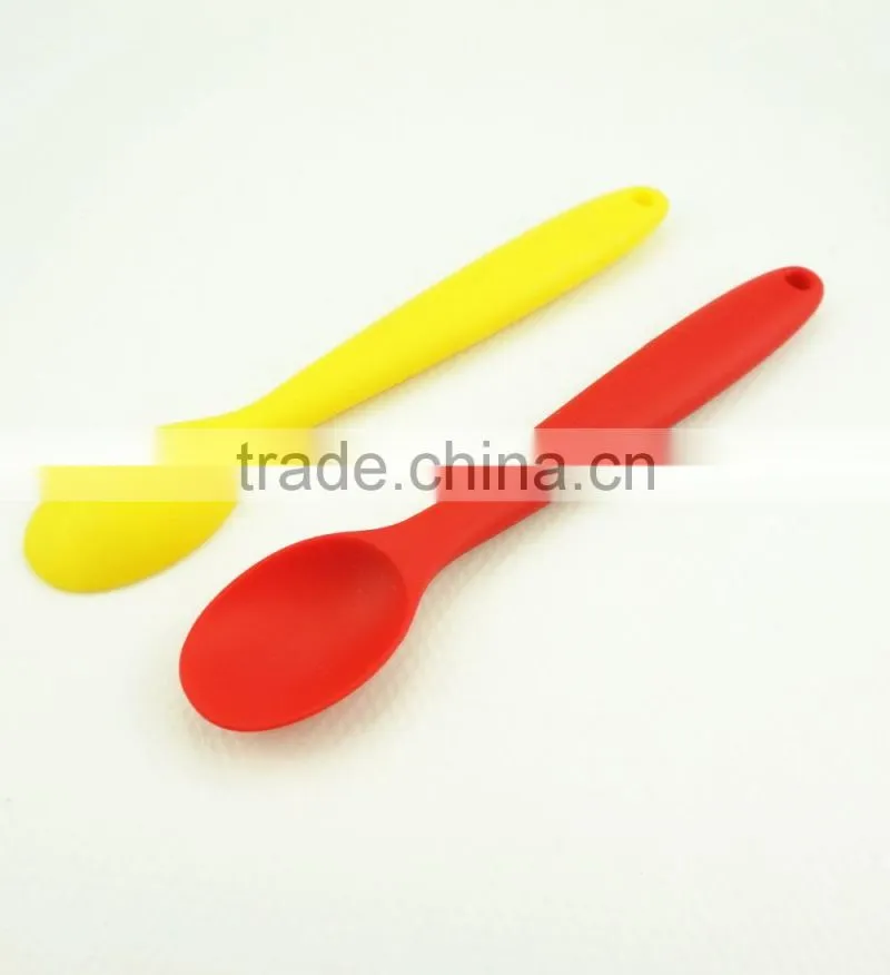 16053 baby silicone feeding spoon