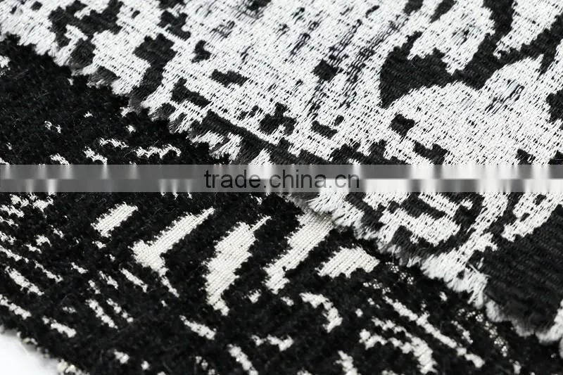 Animal design Rayon woven jacquard fabric