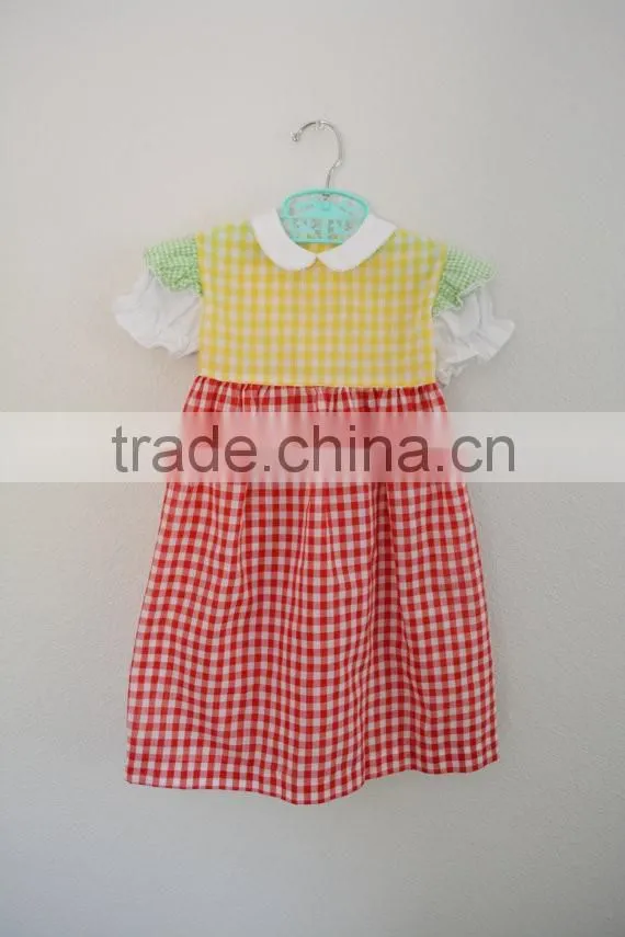 Wholeasle Little Girls Ivory Pearl Handmade Smocked Dress