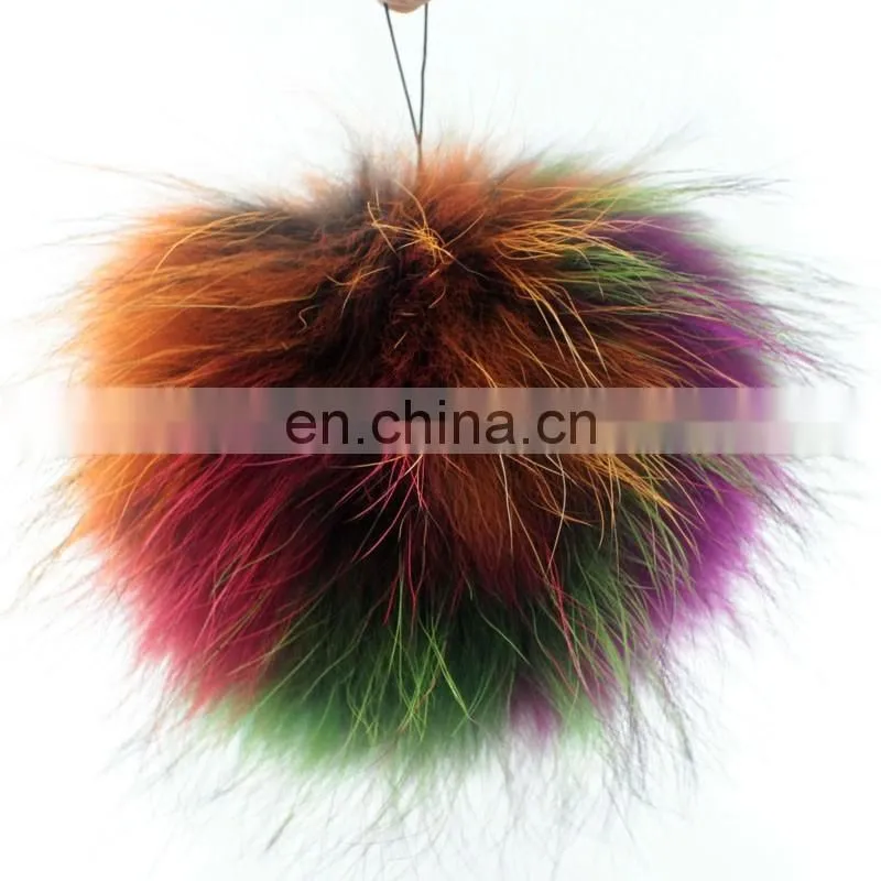 Top grade factory wholesale colorful fluffy real raccoon fur pom poms ball