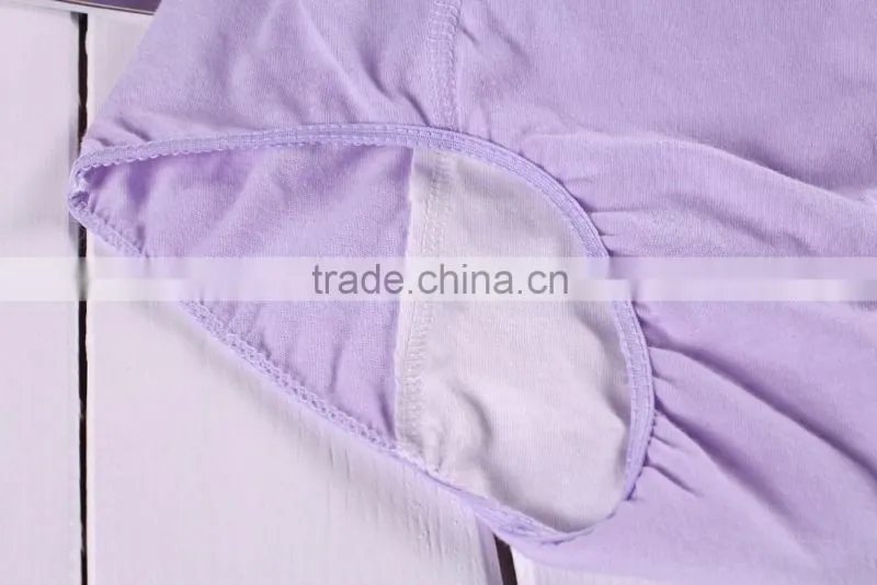 Disposable cotton woman menstrual period leakage-proof underwear