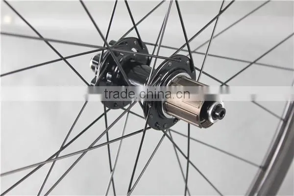 Disc brake carbon bike wheels hi-tech cabron road bike wheels with bit hubs W40C