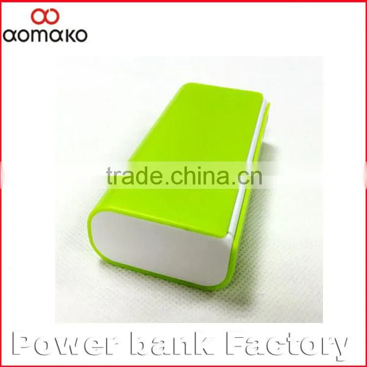 AK-03 5200mah Mobile Power Bank with LCD Digital Display and LED Flashlight for iPhone, iPad, Samsung, Nokia, HTC etc.