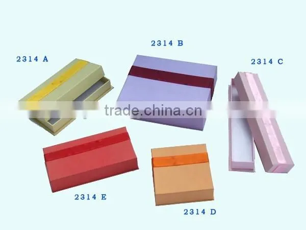 High quality costom antique paper jewelry box for small set / pendant / bracelet / ring