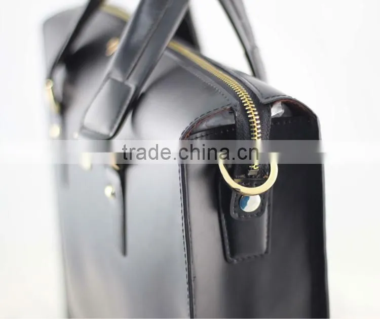 Carbon fiber laptop briefcase