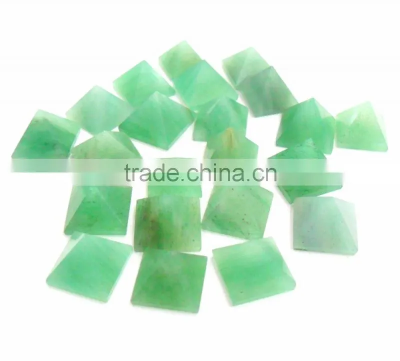 Amethyst Small Pyramid : Wholesale Gemstone Small Pyramid
