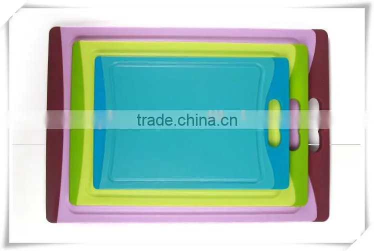 food grade bread custom plastic vegetable kitchen cutting board cb012