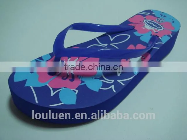 663 LOULUEN Custom EVA Ladies Flat Slippers Wedge Flip Flops For Women With Logo
