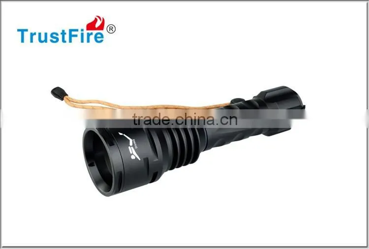 TrustFire DF003 aluminum diving flashlight operated by CREE XML T6 led 3000lm 3 led diving flashtorch CE,FCC certification