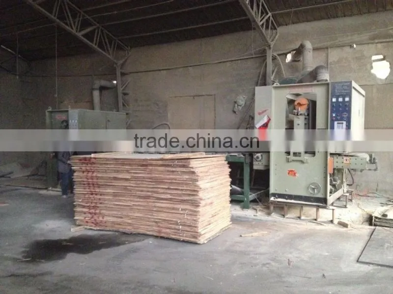 linyi factory 0.30mm 0.5mm Redveneer plywood surface veneer type water gum face veneer for india market