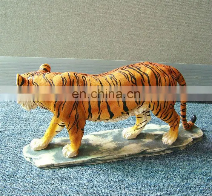 China Supplier High Quality Custom polyresin Dog Award Trophies with Dog Shape Trophy