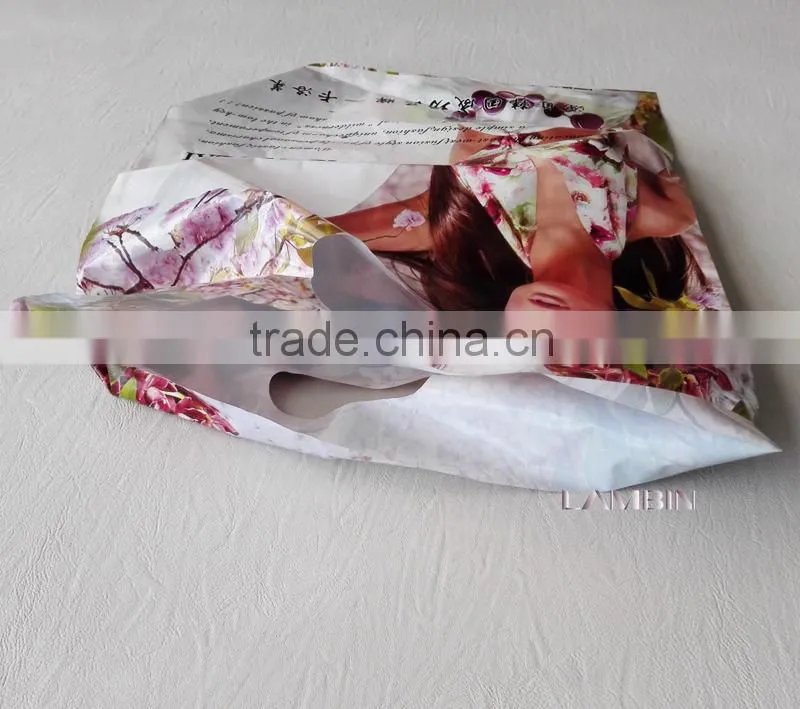 Beautiful packaging plastic bag for women classic fashion garments
