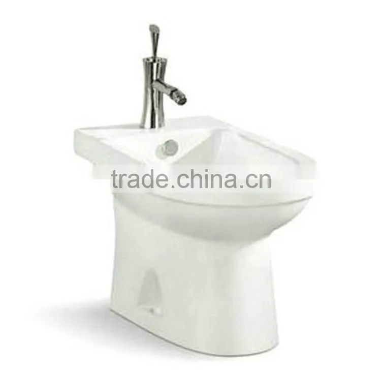 Made in china ceramic toilet that alibaba low price of shipping to canada