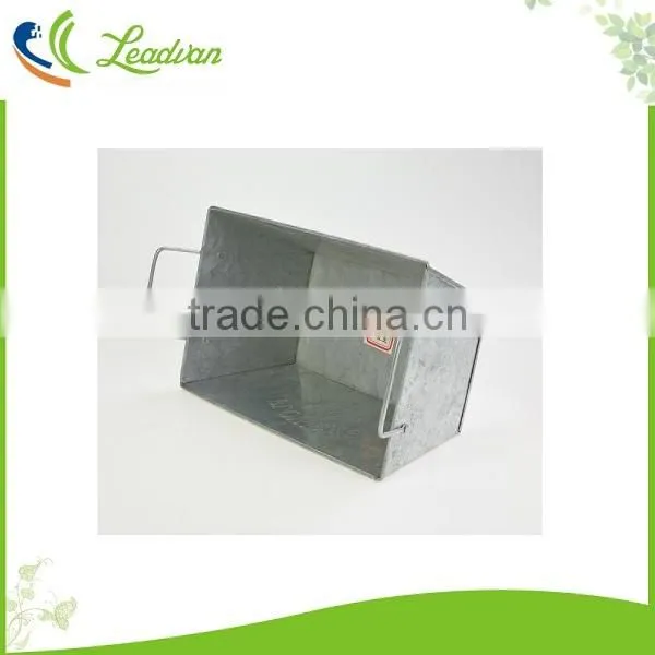 Wholesale village style iron art metal flower pot
