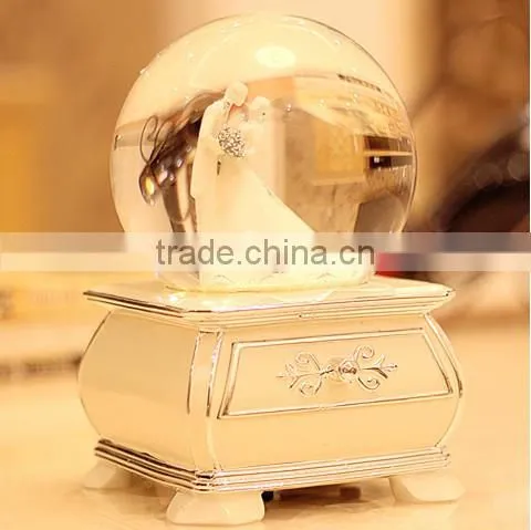 2016 souvenir gift use love wedding music couple snow globe
