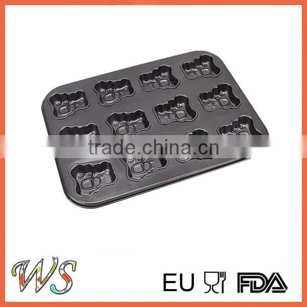 12 pcs Carbon Steel Bear Shape Baking Cup