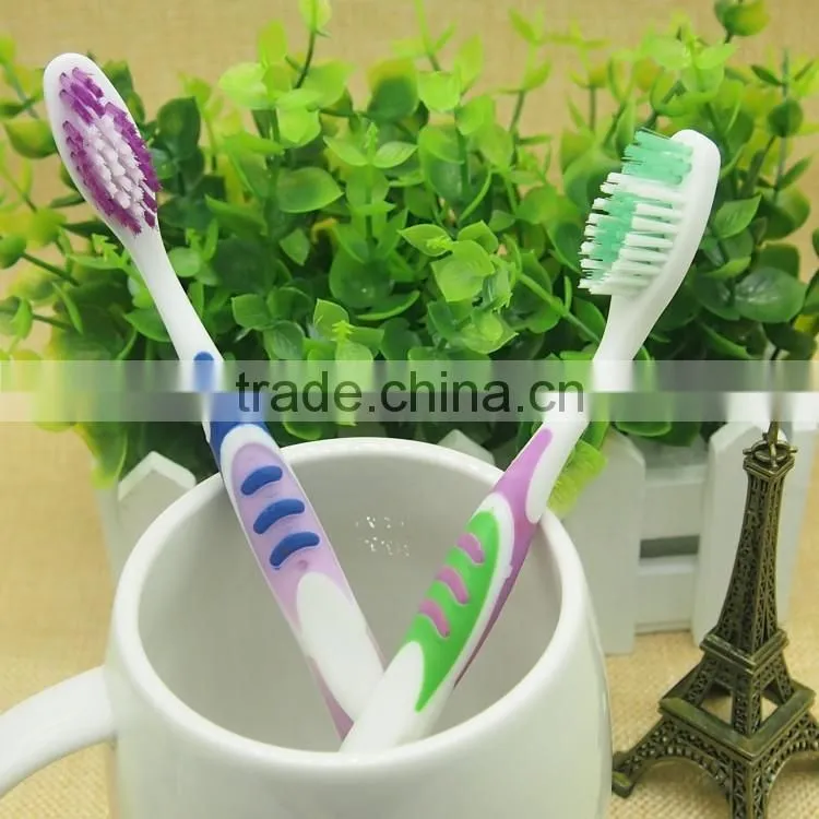 rubber handle teeth whitening High quality nylon bristle adult toothbrush