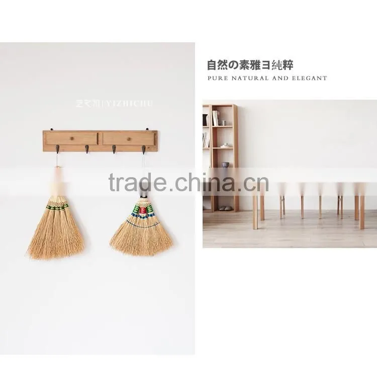 small handcraft cleaning corn brush