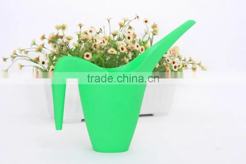 1.8L Garden Tools PP Material Plastic Water Can