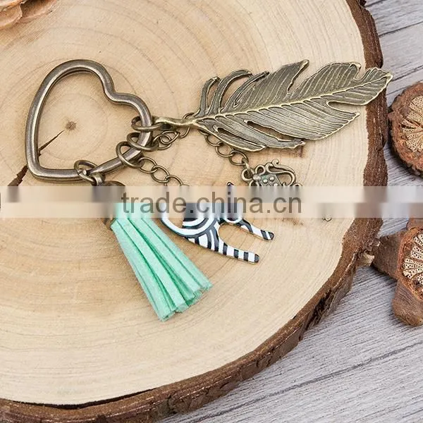 New Fashion Heart Antique Bronze Feather Cat Key Pendants With Velvet Suede Mint Green Tassel Vintage Key Chains Key Rings