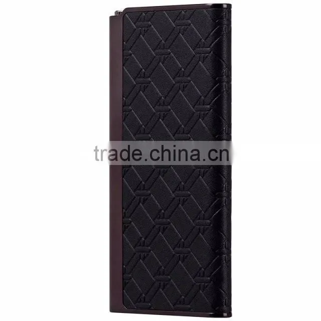 Momax MFI Luxury Power Bank for Universal Mobile Phone Elite Series Quick Charging 5000mAh External Battery TB-0300
