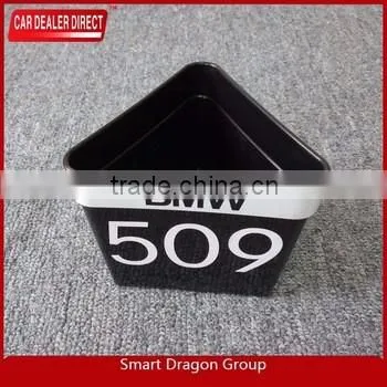 vehicle maintain plastic roof box