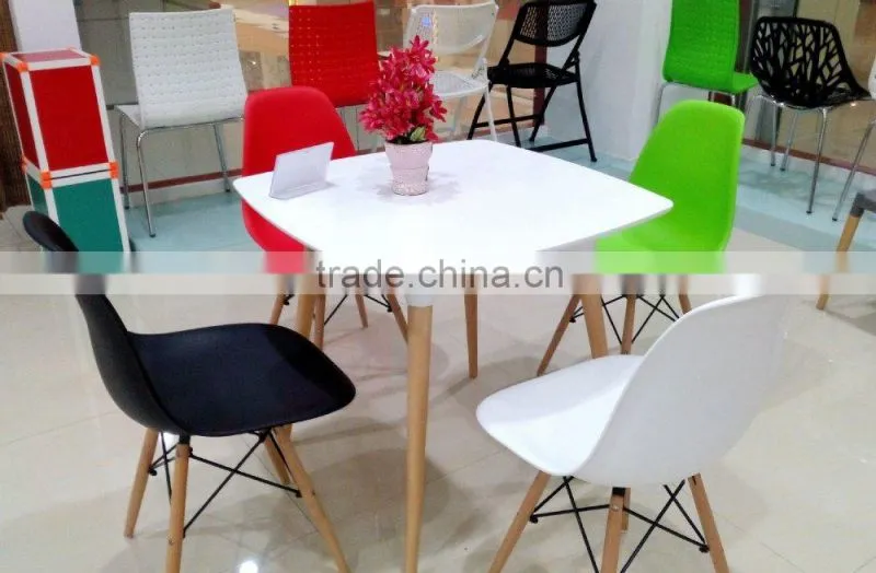 High Quality Cheap PP Plastic Emes Chair Replica