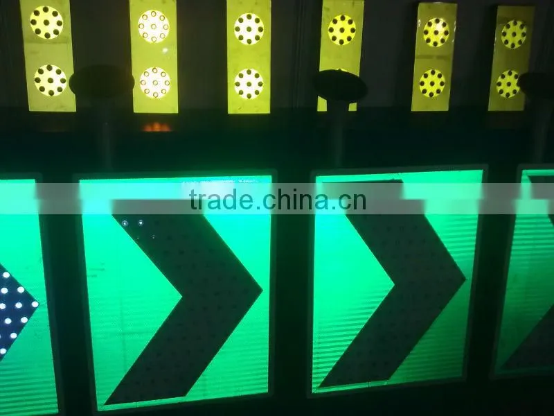 Solar Traffic Warning Sign with super brightness led