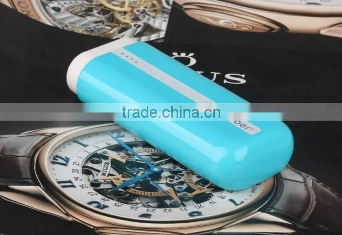 2015 new product intelligent 18650 slim bank power