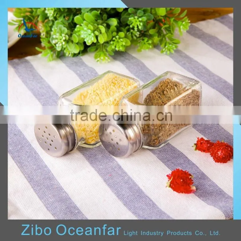 Best Selling Spice Shaker Bottles Mini Glass Spice Jar Square Glass Condiment Bottle